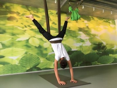 Maladroit theorie vervorming Aerial Teens - tiener hangmat yoga 11-16 jaar | Aerial Yoga Ede
